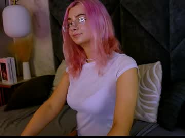 Roxypinky Chaturbate stream image from May 16, 2026