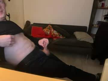 Alexbrooke1984678842 Chaturbate stream image from May 16, 2026