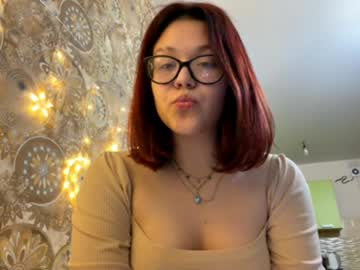 Maryloumcglohon Chaturbate stream image from May 16, 2026