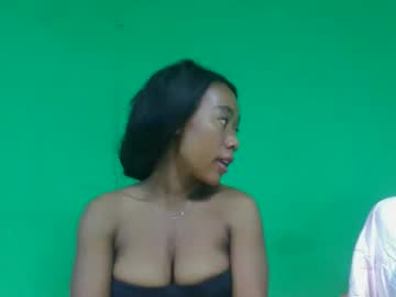 Bemonique Chaturbate stream image from May 16, 2026