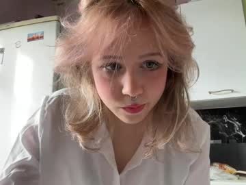 Jenaehaby Chaturbate stream image from May 16, 2026