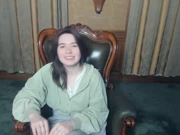 Kemberlyrobeza Chaturbate stream image from May 16, 2026