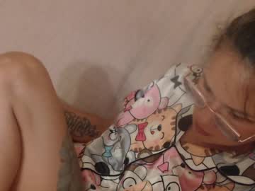 Candylady136 Chaturbate stream image from May 16, 2026