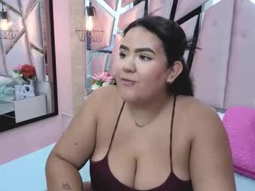 Emmaa_Luxx Chaturbate stream image from May 16, 2026