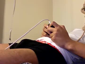 Olliebennit Chaturbate stream image from May 16, 2026