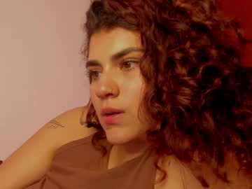 Chantal_Leon Chaturbate stream image from May 17, 2026