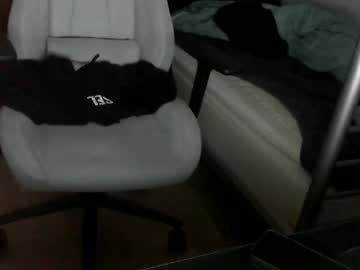 Julatre Chaturbate stream image from May 17, 2026