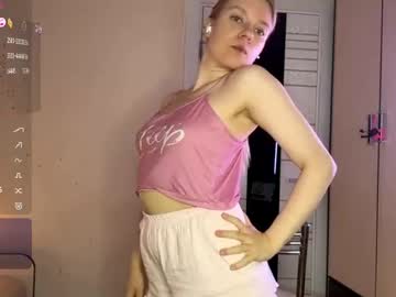 Katherinumbrell Chaturbate stream image from May 17, 2026