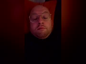 Mysticmike1993 Chaturbate stream image from May 17, 2026