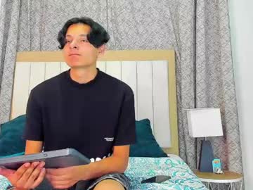 Thiago_Vega1 Chaturbate stream image from May 17, 2026