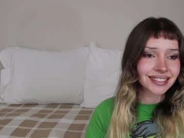 Lizgein Chaturbate stream image from May 17, 2026