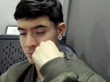 Liio____ Chaturbate stream image from May 17, 2026