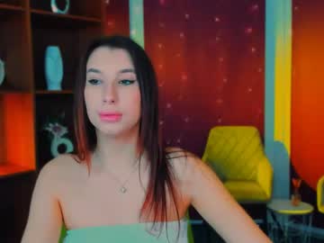 Lara_Moon1 Chaturbate stream image from May 17, 2026
