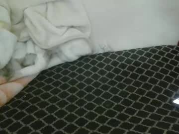 Elyass08 Chaturbate stream image from May 17, 2026