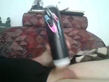 Coolcock11 Chaturbate stream image from May 17, 2026