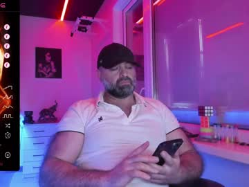Magabear Chaturbate stream image from May 17, 2026