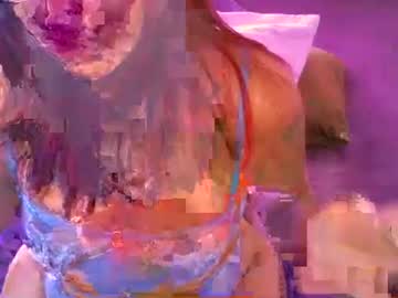 Claudine_Valencia Chaturbate stream image from May 17, 2026