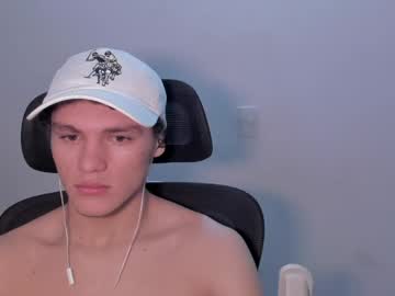 Laureent__ Chaturbate stream image from May 17, 2026