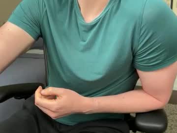Romanbrit1 Chaturbate stream image from May 17, 2026