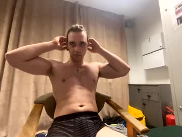 Fitnessboyteam Chaturbate stream image from May 17, 2026