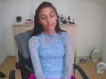 Mallorymyersx Chaturbate stream image from May 17, 2026