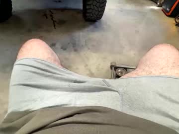 Uptonogood30_ Chaturbate stream image from May 17, 2026