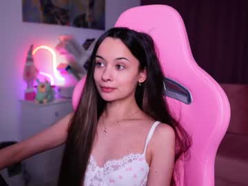 Juicy___Angel Chaturbate stream image from May 17, 2026
