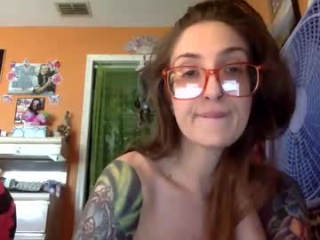 Lillylushabae Chaturbate stream image from May 17, 2026