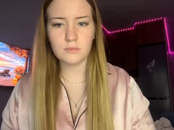 Lisi_Kiss_ Chaturbate stream image from May 17, 2026