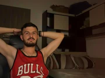 Alezandre265428 Chaturbate stream image from May 17, 2026