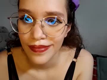 Emmaguanaof Chaturbate stream image from May 17, 2026