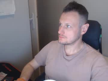 Mlikemartini Chaturbate stream image from May 17, 2026