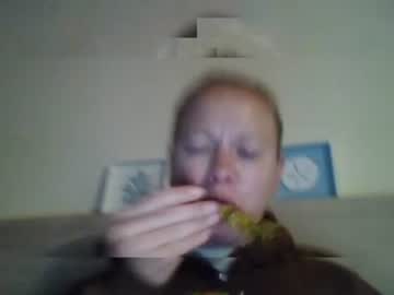 Naughtyjennyblondeuk Chaturbate stream image from May 17, 2026