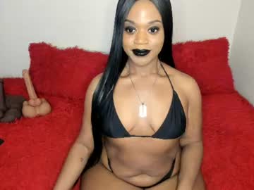 Angellaveyparsons Chaturbate stream image from May 17, 2026