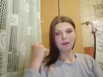 Lunadesire976 Chaturbate stream image from May 17, 2026