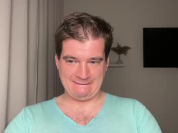 Yourhairybuddy Chaturbate stream image from May 17, 2026