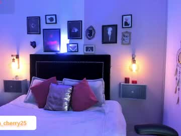 Leah_Cherry Chaturbate stream image from May 17, 2026