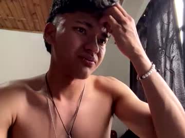 Monterooquendo877 Chaturbate stream image from May 17, 2026