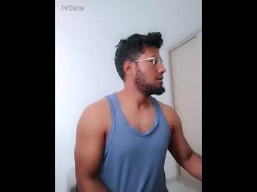 Vergonynalgon Chaturbate stream image from May 17, 2026
