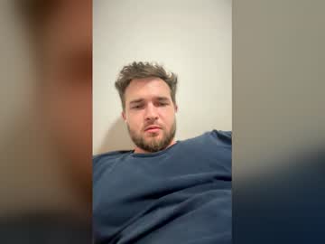 Blondieil Chaturbate stream image from May 17, 2026