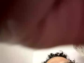 Fineshit1 Chaturbate stream image from May 17, 2026