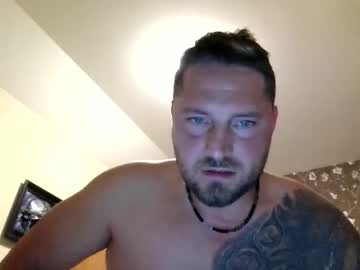 Peetr90 Chaturbate stream image from May 17, 2026
