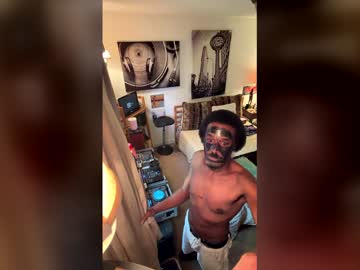 Bearmeat4you Chaturbate stream image from May 17, 2026