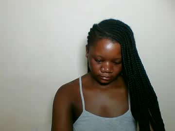 Hotjeylee Chaturbate stream image from May 17, 2026