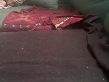 Lolabow00 Chaturbate stream image from May 17, 2026