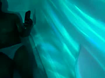 Dathroatbunny Chaturbate stream image from May 18, 2026