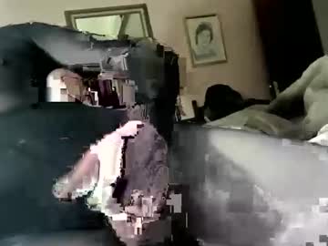 Cdcloset Chaturbate stream image from May 18, 2026