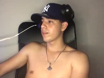 Juannvalencia11 Chaturbate stream image from May 18, 2026