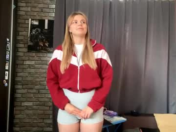 Kourtneysetterberg Chaturbate stream image from May 18, 2026