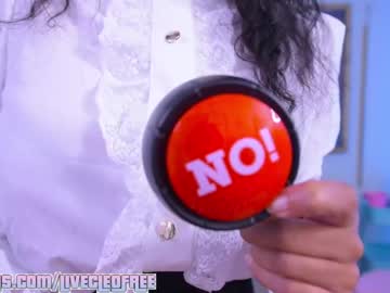 Livecleo Chaturbate stream image from May 18, 2026